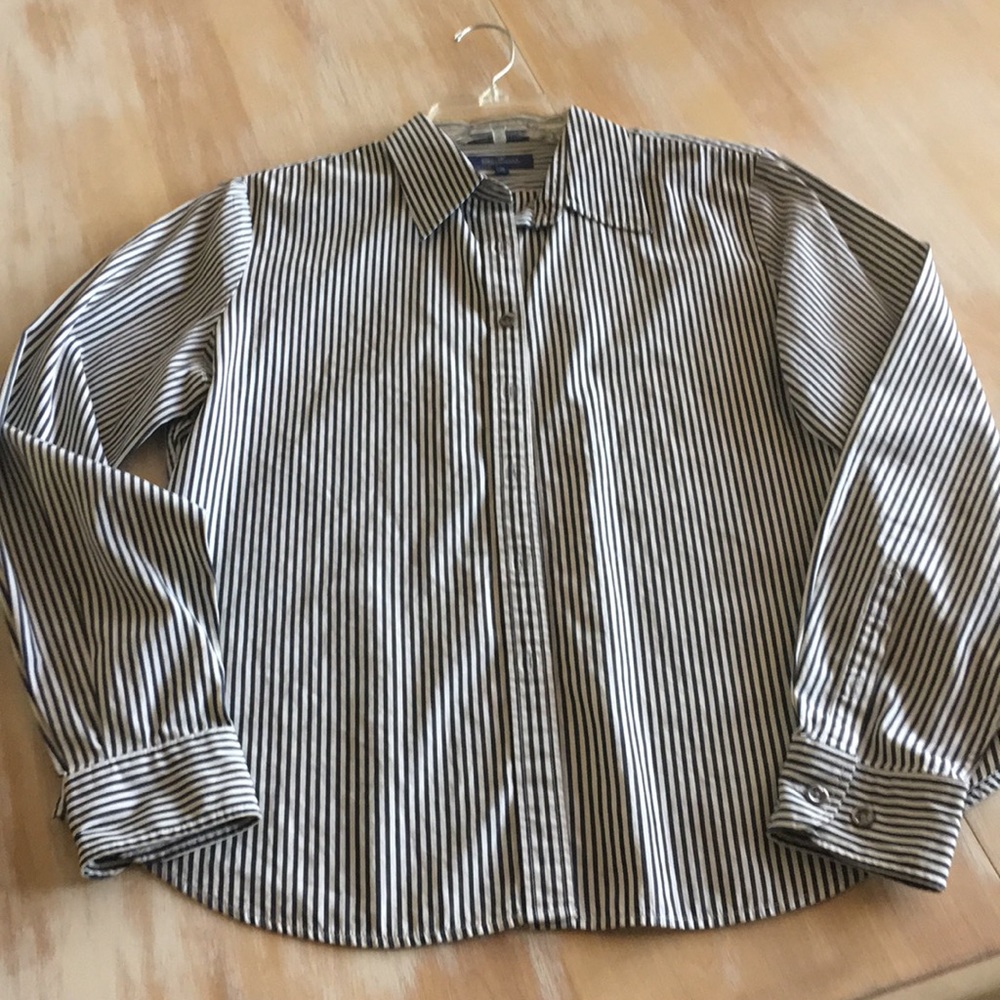 Collard button front shirt